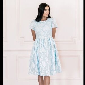 Rachel Parcell blue guipure lace flutter sleeve dress